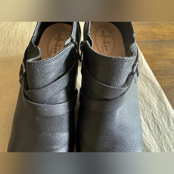 CLARKS Women’s Low Ankle Leather Heel Boots - Black - Size 41 EU / 9.5 US - Picture 3 of 16